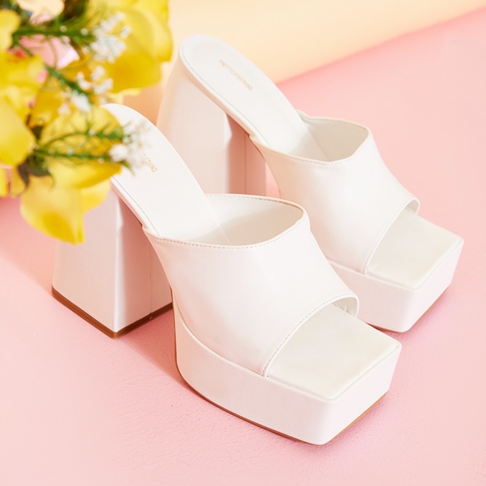 Pretty Little Thing White Platform Sandals